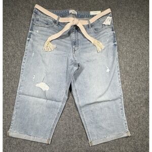 Maurices Womens 20W M Jeans 21" Straight Crop Belted Capri Jeans Distressed Blue